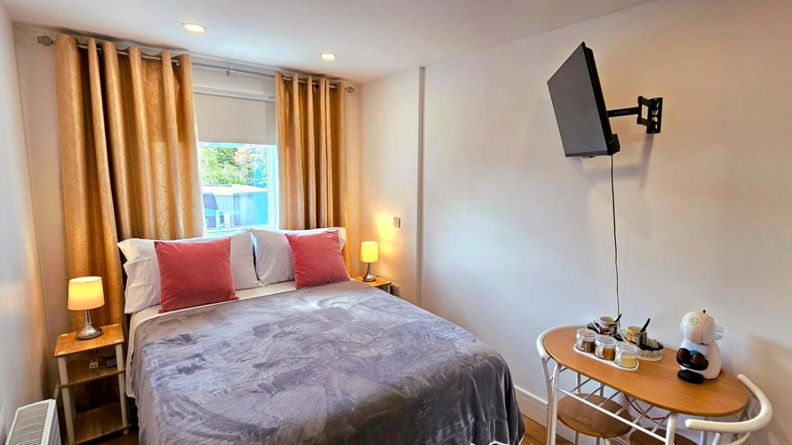 Claire Double Room Londyn Zewnętrze zdjęcie